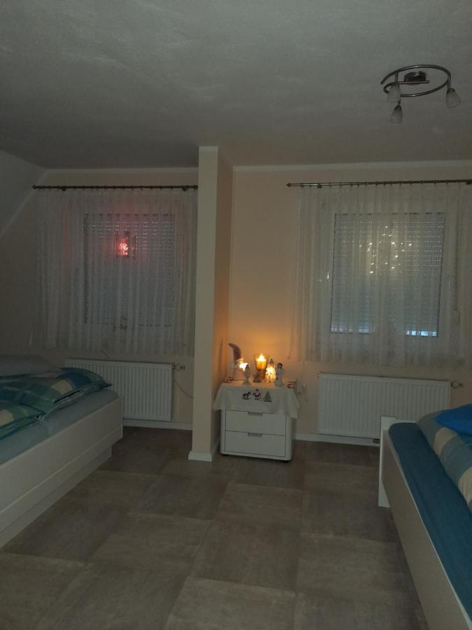 Ferienwohnung Pham Hage Екстер'єр фото