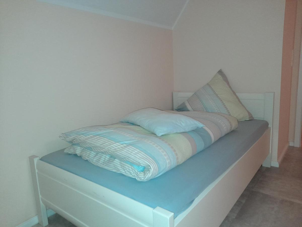 Ferienwohnung Pham Hage Екстер'єр фото